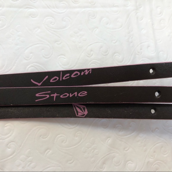 One belt with three buckles - Picture 2 of 4